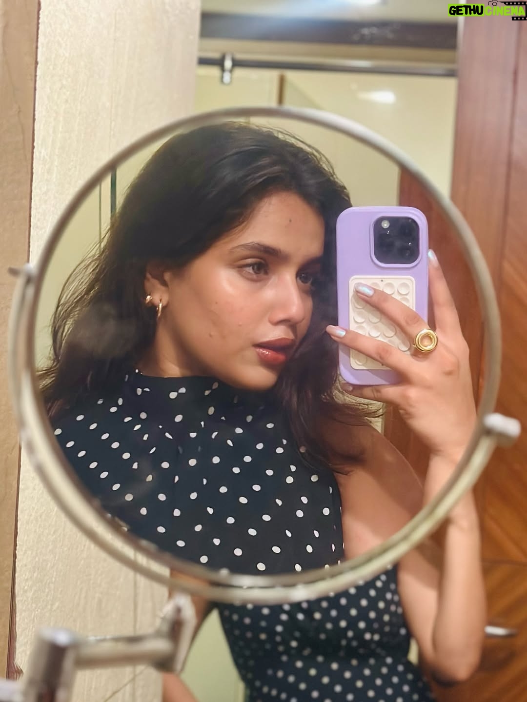 Divyanshi Jaiswal - 1.5K Likes - 🕷️