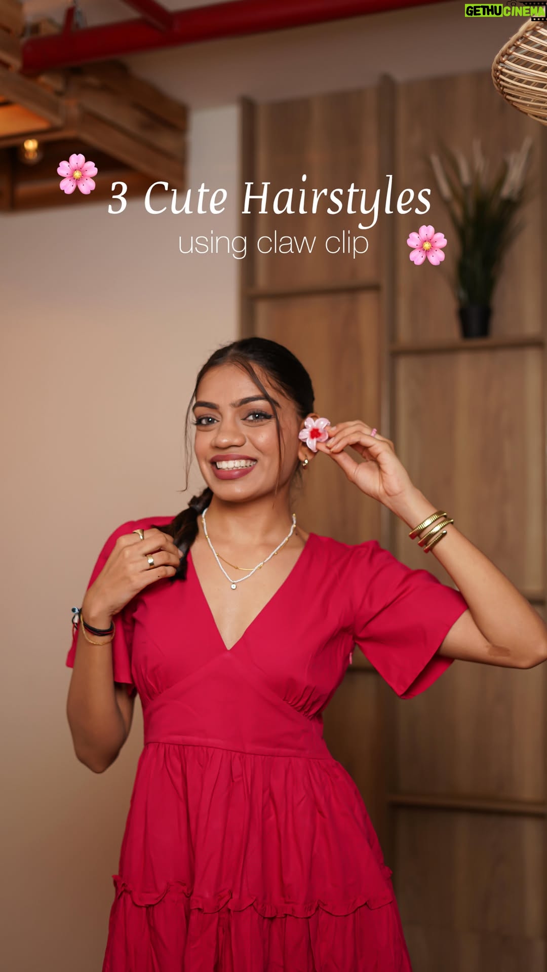 Dixita Patel - 3.6K Likes - Cute claw  clip , cuter vibes 🫰🏻🌸✨
.
.
.
.
#hairstyle #hair #hairstyles #hairgoals #clawclip #clawclips #claw #clip #clawcliphairstyles #flower #summer #summerhair #inspo  #hairinspo #trending #viral #hairlove #braid #braidinspo #braids