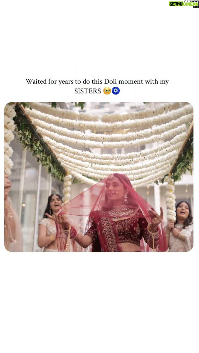 Doll Daundkar - 1.4 Million Likes - My girls took over with love, with madness, with all their heart. 🥺💗”

📷 @vb_bagde_mr.photographer