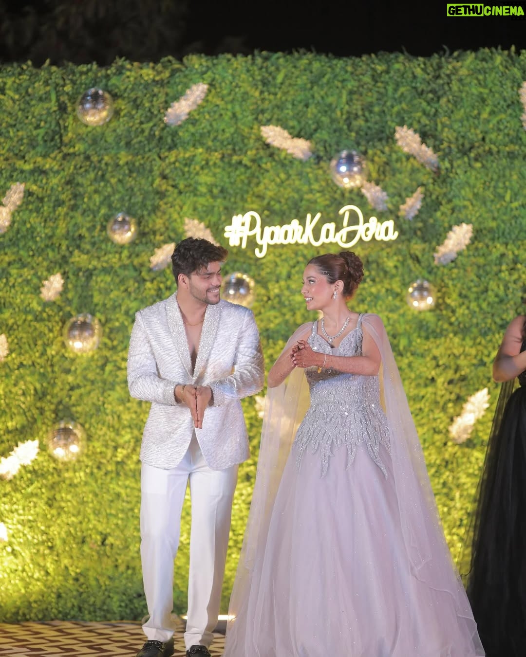 Doll Daundkar - 78.9K Likes - Sangeet Night To Remember 🎶
“Lights, camera, dance! 💃✨ Our sangeet wasn’t just a celebration, it was a full-blown Bollywood blockbuster with love, laughter, and nonstop vibes! 🎤🔥 

#DoraPyaarKa

Planner @mywedzy 
📸 @vb_bagde_mr.photographer