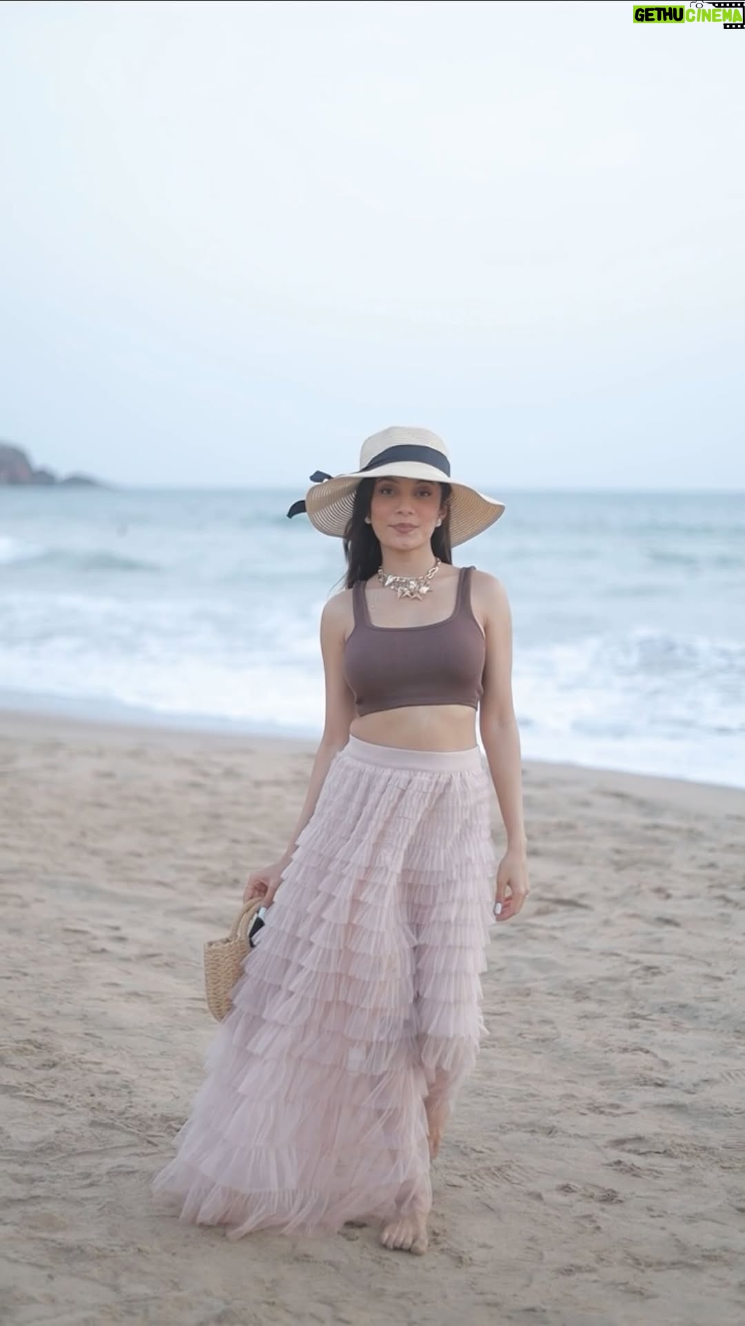 Doll Daundkar - 36.8K Likes - Getting more vitamin sea ! 🌊🤍🎀

📸 @vb_bagde_mr.photographer