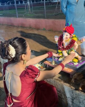 Doll Daundkar Instagram - || गजानना गजानना पार्वतीनंदन गजानना विघ्न विनाशक एकदंताय गौरीपुत्रा गजानना || 🌺✨