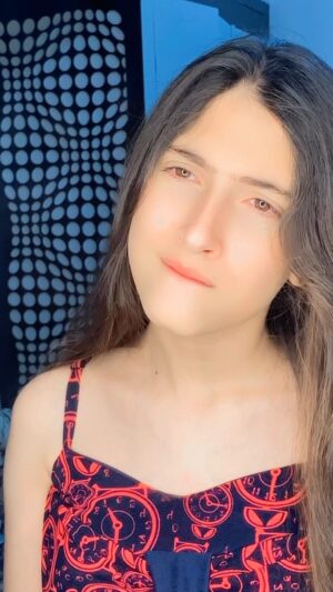 Dollsy Pamnani Instagram - Out now ♥️( MEHBOOB) ♥️
@kanwar_grewal_official
@jhankarmusicpunjabi
@official_rohit_97