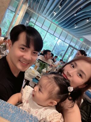 Dong Nhi Instagram - Kį»· nghį» hĆØ ÄĆ”ng nhį» cį»§a 2 chį» em @winnieong_diary , @hannieong2108. Ba mįŗ¹ cÅ©ng có thĆŖm mį»t kį»· niį»m dį»
thʰʔng cùng 2 ācỄc vĆ ngā š»šš