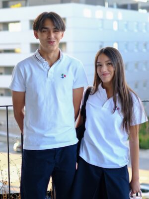 Donna Agnesia Instagram - First day of school 😍
Akhirnya setelah libur 3 bulan kaka @lionel.sinathrya & @sabrinasinathrya mulai tahun ajaran baru di Portugal.
So excited & nervous pasti dirasakan chubby memasuki tahun pertama sekolah abroad, beruntung ada kaka Lio yang akan nemenin 🥰
Semangat melanjutkan grade 9 & 12 kesayangan papa mama 🤗
Break a leg ✊🏼😘
#thesinathrya #lionel #sabrina #school #family