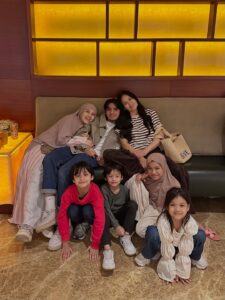 Actress Donna Harun HD Photos and Wallpapers July 2025