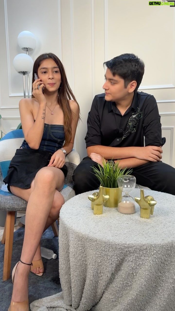 Drashti Bhanushali - 5.7K Likes - Aj toh paiso ne bacha liya 😂😂

#comedy #reels #funny #money #masti #fun #instareel #friends #sheehankapahi #sheehanians