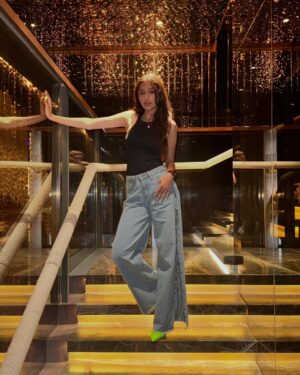 Drashti Bhanushali Instagram - Sometimes it’s you all about you🎀🖤