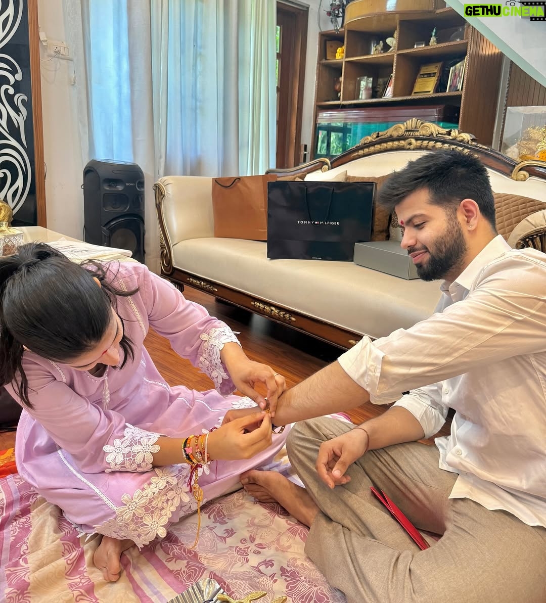 Drishti Kharbanda - 25.1K Likes - Raksha Bandhan 2025 💖
 Every year, the Sarvani Pathshala kids tie rakhis to me...a tradition filled the purest kind of love. And for the last 5 years, Sahil..a follower has never missed sending me a rakhi...wishing you all a very Subah Raksha Bandhan