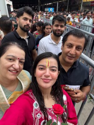 Drishti Kharbanda Instagram - शुभ जन्माष्टमी 🌸
