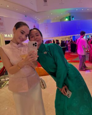 Dulguun Odkhuu Instagram - Press night! 🤗