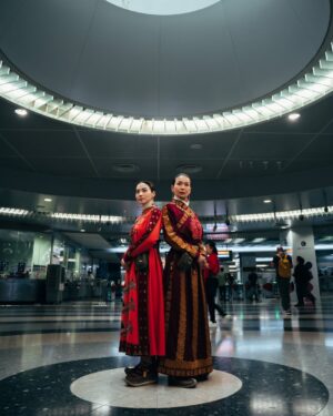 Dulguun Odkhuu Instagram - Witness the Beauty and Majesty of our Two Queens 👑
FROM 1️⃣7️⃣th OCTOBER
🇸🇬 Experience the Epic Theatrical Masterpiece 🎭
BOOK YOUR TICKETS NOW! 🎫
https://ticketing.sistic.com.sg/mbs/booking/mongolkhan1124
Don't Miss The Most Epic Asian Show of the Year ❗️
"The Mongol Khan” has arrived in Singapore to kick off its Asia tour at Marina Bay Sands UNTIL 3️⃣rd November showcasing Mongolian culture on the world stage.
7️⃣0️⃣0️⃣ years ago, Mongolia returns!
Onwards and Upwards – Go Mongolia❗️
#themongolkhan #marinabaysands #singapore #gomongolia #mongolia #sandstheatre