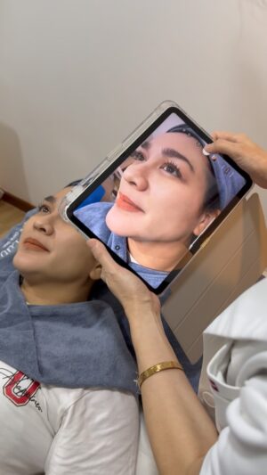 Dynas Mokhtar Instagram - šāāļø RM30 OFF your Triple-S Cell Renewal Facial ā deep pore cleanse, skin barrier repair & instant glow in one session.
š
Present a screenshot of this post & mention DYNAS21 at booking to receive RM30 OFF your facial (worth RM129) š
#ReGloLab #TripleSFacial #GlowingSkin #SkinRenewal #FacialTreatment #SkincareMalaysia