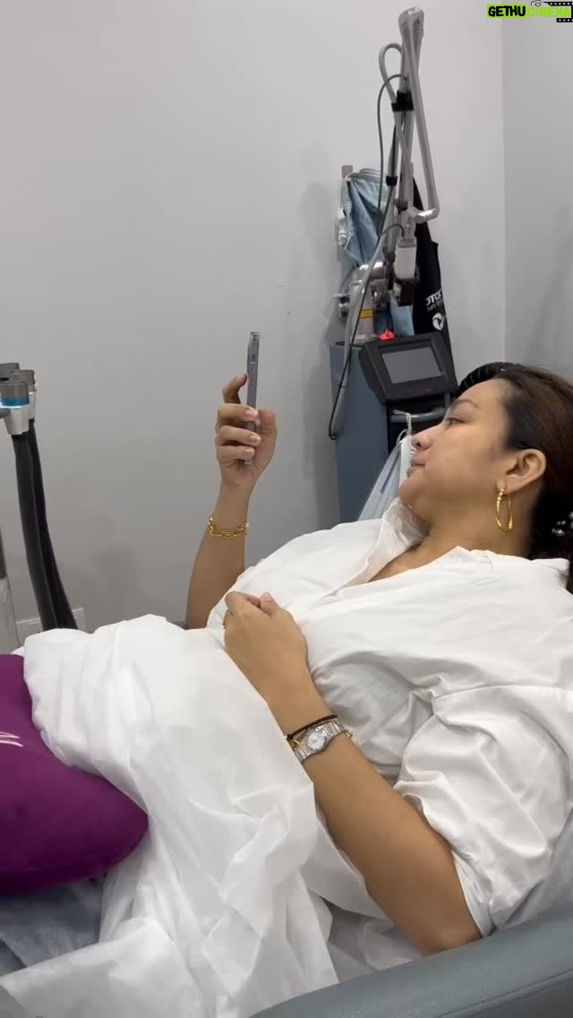 Dynas Mokhtar - 120 Likes - Hey guys! So I just tried the weight-loss programme at Cleo Clinic in Desa Sri Hartamas, and I have to share — I’m so impressed!

The clinic is super nice and cozy, no wonder they’ve won so many awards. The doctors and nurses? Totally professional but also really sweet — they made me feel so comfortable from the start.

During the consultation, they checked my BMI first and explained everything step by step. I love how personalised the plan is — it feels like they really care about your goals.

If you’re thinking about losing weight safely and with the right support, I honestly recommend Cleo Clinic. I’m so excited to see my results!

#cleoclinic #weighlossjourney