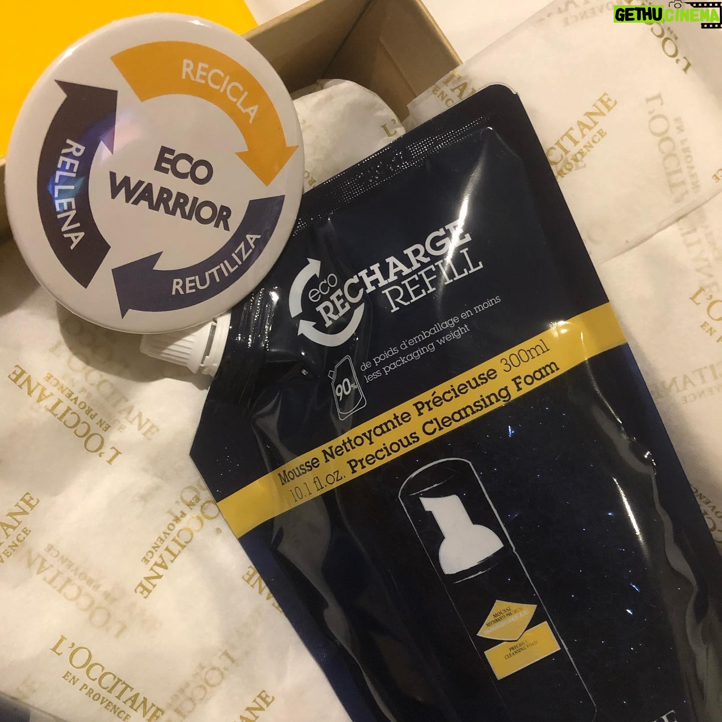 Edith González - 9.7K Likes - Llegar y encontrarme con esta iniciativa me hace muy Feliz! 💛más después de la semana que vivimos en la cdmx! Me declaro una eco-warrior Recicla, Reutiliza y rellena.  Súmate y cuéntame que haces por cuidar el medio ambiente 🌳 Yo intento consumir marcas que se preocupan por el planeta! como @loccitane_mx sigue la cuenta de la marca y taggea a tres amigas que cuiden el medio ambiente, participa hasta el 2 de Junio y próximamente compartiré en historias las ganadoras #muchomasqueunamarca #unmundomejoresposible #ReciclaReutilizaRellena