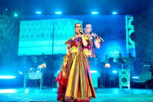 Edith Márquez Instagram - ¡GRACIAS, OAXACA!
Me los llevo en el corazón♥️✨
Gracias por la noche tan bonita que me regalaron. ¡Los amo Marquezos!