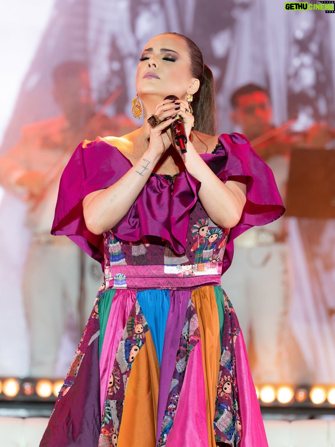 Edith Márquez - 2.9K Likes - 💚🤍❤️ ¡Gracias por permitirme cantarles siempre, México!