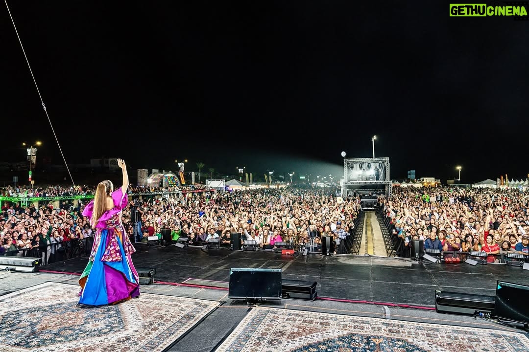 Edith Márquez - 2.1K Likes - ¡¡¡Gracias Ensenada por regalarme un 15 de septiembre hermoso!! Los amos Marquezos!!! Y que viva México 🇲🇽!!!