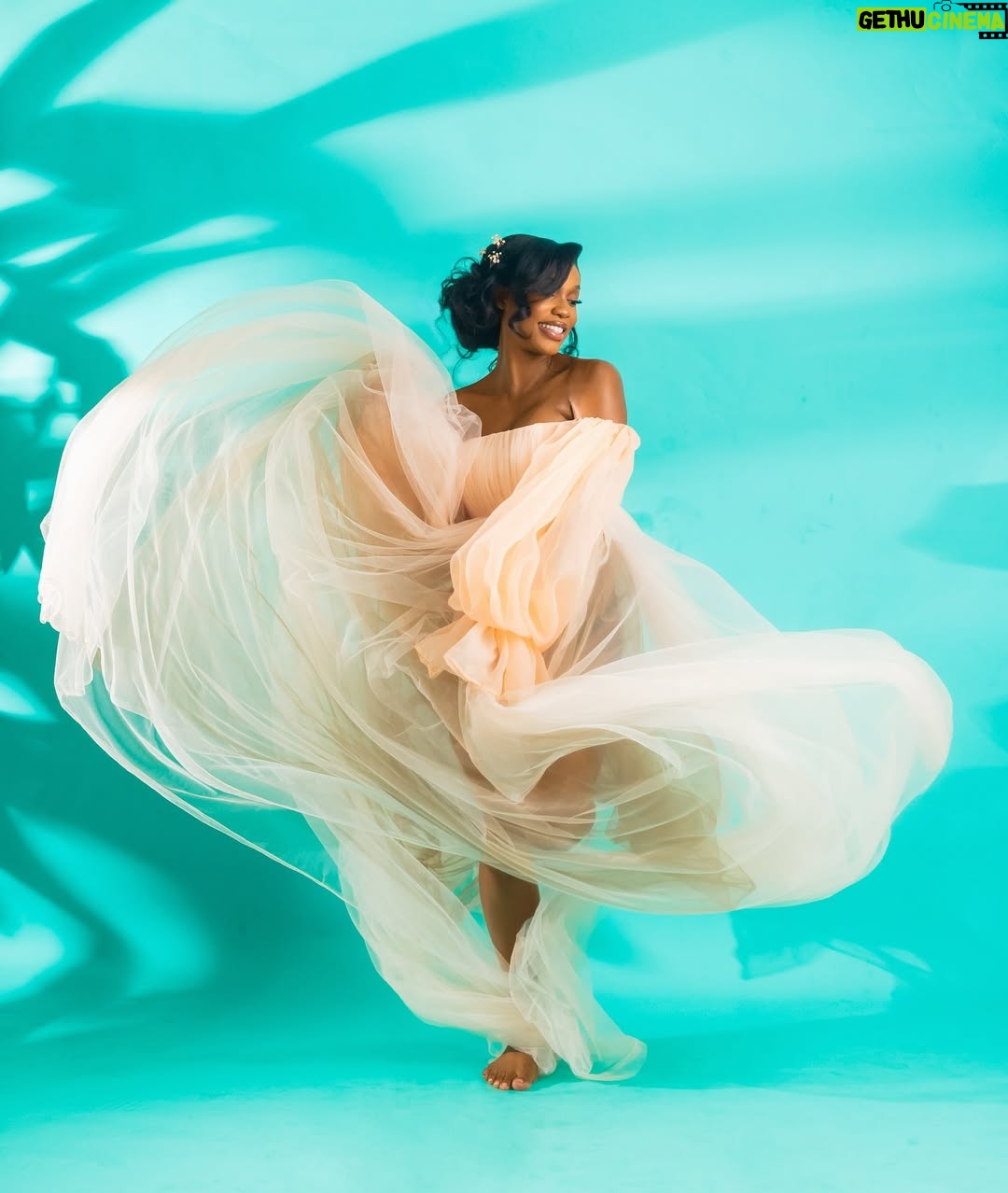 Efe Irele - 3 Likes - Basking in grace…🥹🤍

Oh my heart is full…my heart is happy, I’ve gotten everything I wanted and more! 

So much good news surrounding me, may overwhelming joy find you all as it has found me today! 

‘My Mother Is A Witch’ is coming to your homes very SOON! One of the best gifts I have received today 🥳