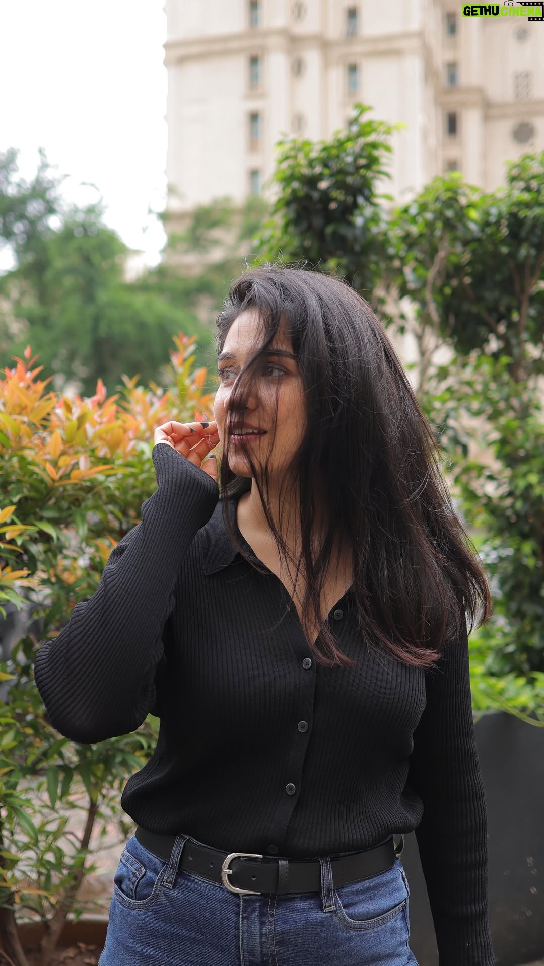 Ekta Varma - 881 Likes - Okay, no more guessing. Let’s poll it out and see what’s real!

@mommy_mode_on 
#mominfluencer #momof2 #viral #hilarious #facts #relatable
