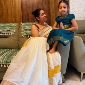 Ekta Varma Instagram - Festivals are something kids truly understand based on how we present their meaning during childhood!

@mommy_mode_on 
#enjoyingmyself #festivals #onamlook #onamspecial #onamsaree #onam2025🏵️🌼 #kidsstylishoutfits #indianfestivewear