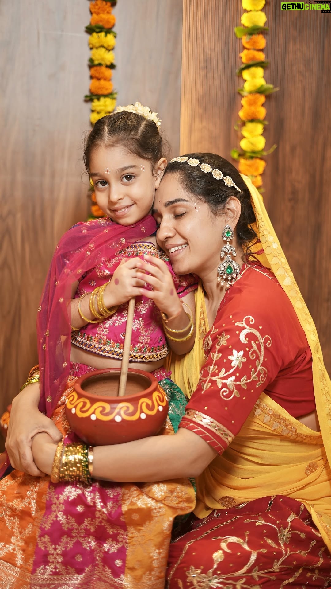 Ekta Varma - 467 Likes - Radhe Radhe!!!

Yeah, yeah, yeah! Thanks in advance. All the actions and angles are my creation—maybe I should be a director! What do you think? 😂 Just kidding.

@mommy_mode_on 
#janamasthmi #krishnaradha #yashodamaiya #janmashtamispecial #krishnajanmashtami #radhakrishna