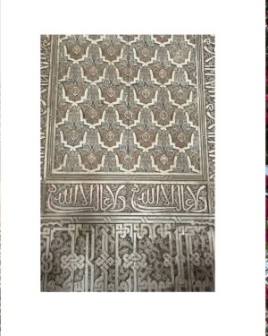 Elfira Loy Instagram - tak sangka dah sampai jugak Alhambra palace dekat Granada Spain ni. Sangatlah besar dan luas ya tempat ni . Setiap ceruk walls tu ada seni seni yang sangat sangat cantik dan Alhamdulillah sampai sekarang we still can witness sebab dulu masa christian take over diorang cuma cover dengan permaidani tapi ada juga belah atas yang diorang hapuskan jugak. Reason why diorang tak padam je kalimah alquran tu? sebab they dont understand tapi diorang rasa " seni ukiran " tu cantik.