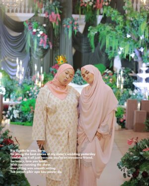 Elfira Loy Instagram - Still battling jet lag and migraine episodes since the flight to Spain, but I had to put all that aside for my sister’s special day.
Running on just 1.5 hours of sleep, and lots of “Kakak, rasa yang ni kot,” “Kakcik kena macam ni,” “Yang ni dah ke, yang tu?” and of course, “Tulah taknak dengar cakap kakak!” hehe
Finally, yesterday was the day. #LisafoundherHafiz
Thank you so much to everyone who came and shared in our joy. I hope you left with happy memories, and I humbly ask that you slip in a prayer or two for my sister’s new journey. If there was anything lacking, please forgive me 🙏🏻being tuan rumah is never easy, but every effort was made with love.
May the laughter and warmth from yesterday linger in our hearts, and may my sister’s days ahead be filled with blessings as beautiful as the love we all witnessed. Thank you for being part of our story. 🍒