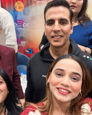 Eli Elina Instagram - Akshay Kumar❤️😍
Thankyou for special inviting me🥺❤️
#akshaykumar #explore #elielina