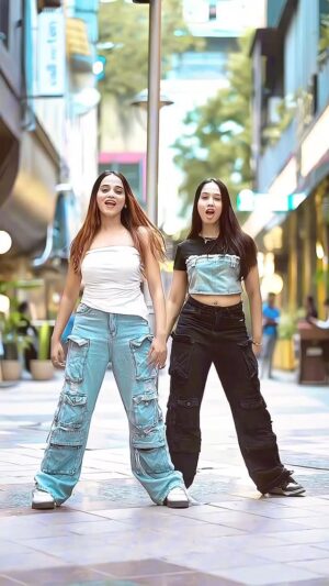 Eli Elina Instagram - Movie name? ❤️🔥😍 @eli_allu
#reelitfeelit #elielina #explore #trending #explorepage✨ #dance #less