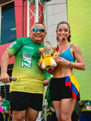 Elianis Garrido Instagram - Compartiendo lo que amo por donde quiera que vaya 🫶🏻 Bendito Dios por mi salud , por abrirme puertas y permitirme llegar a tantos lugares hermosos con alegría , bailando por la vida , llevando con mi @zumba un mensaje de salud , deporte y sana diversión !
Gracias Galapa querida 💚tierra de prosperidad , tierra de deporte !
Espero volver a bailar contigo .😍🫶🏻
Gracias a todo el equipo de la @alcaldiadegalapa por hacerme parte de esta versión de la #carreradelaesperanza 💚 y a su alcalde @fabianbonettberdugo por esta invitación tan linda.
Gracias compañero @addlayperez cuanto te admiro y te quiero !🧡