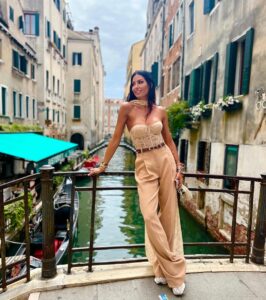 Actress Elisabetta Gregoraci HD Photos and Wallpapers September 2025