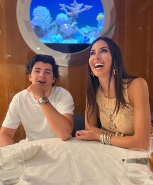 Elisabetta Gregoraci Instagram - • Camera roll degli ultimi giorni 🎞️☀️🧡