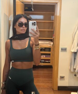 Elisabetta Gregoraci Instagram - • Camera roll degli ultimi giorni 🎞️☀️🧡