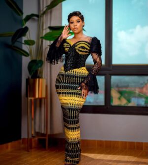 Elizabeth Michael Instagram - Too BUSY TO BE BAE 🤭
👗 @mahaumes
📸 @chizimapicha