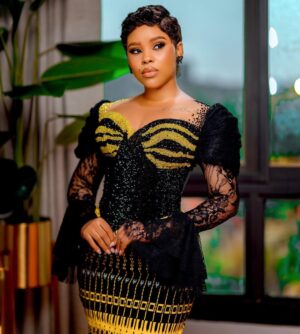 Elizabeth Michael Instagram - Too BUSY TO BE BAE 🤭
👗 @mahaumes
📸 @chizimapicha