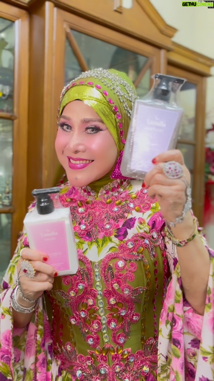 Elvy Sukaesih - 5K Likes - Bodycare kesukaan ku turut hadir dan men support perayaan ulangtahun ku yg ke 74th terimakasih @lunalla.id