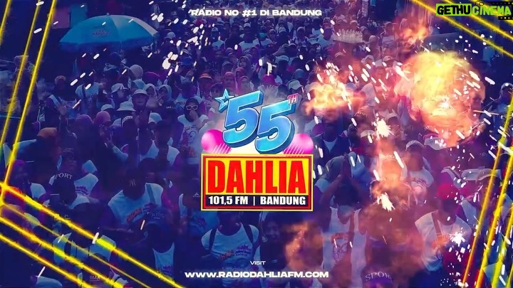 Elvy Sukaesih - 1.3K Likes - 🎉 SIAP-SIAP WARGI DAHLIA, TUA MUDA SIAP MENGGLEGAR ! 🎉

#Glegar55thDahliaJuara kembali hadir dengan gebrakan yang makin MENGGLEGAR ! 💥

📍 Lapangan Tegalega, Bandung
📅 12 Oktober 2025

🌟 LINE UP RESMI YANG BIKIN MENGGLEGAR!

👑 KING NASSAR
💃 INUL DARATISTA
🎸 SETIA BAND
🎤 DIVA DANGDUT LEGENDARIS ELVY SUKAESIH

SEMUA BISA IKUT MENGGLEGAR! 🔥

🎊 Musik lintas generasi, hiburan keluarga, dan vibes kebersamaan yang gak ada duanya!

🎁 Akan ada kejutan-kejutan seru lainnya juga!
❓ Artis lainnya?

Tungguin update-nya cuma di Radio Dahlia 101.5 FM dan sosmed resminya!

Tulis di kolom komentar kira2 artis siapa lagi menurut wargi yg harus masuk di #glegar55thdahliajuara !

#Glegar55thDahliaJuara #RadioDahlia55 #ElvySukaesihLive
#BandungBergoyang #UntukSemuaUsia #TegalegaMengglegar
#DahliaJuara #radiono1dibandung