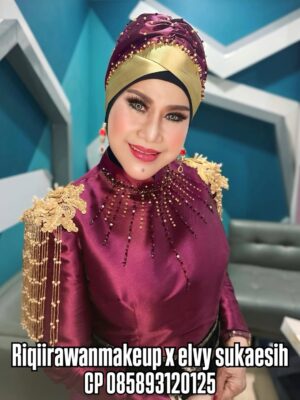Elvy Sukaesih Instagram - Makeup ummi @elvy_sukaesih 💕
Hijabdob @dedezachri 💕
For booking makeup WA 085893120125
—————————————————————
#makeupbyriqiirawan #makeup #makeupartist #makeupartistjakarta #makeupartisttangerang #makeupartistbsd #makeupartistbsdcity #makeupnatural #makeupaddict #makeupflawless #makeupwedding #makeupbold #makeupwisuda #makeupprewedding #makeupphotoshoot #makeupdaily #elvysukaesih #dangdutmendunia