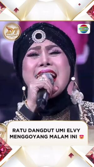 Elvy Sukaesih Instagram - Wah! Keren banget umi @elvy_sukaesih bikin satu studio auto joget💃🏻
Absen siapa yang lagi nonton D’Academy 7 di depan TV?🙌🏻🙌🏻
.
.
#IndosiarBawaDangdutBerkelasBerkualitas #DAcademy7Indosiar #DAcademyIndosiar