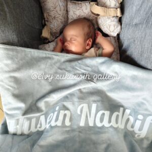 Elvy Sukaesih Instagram - Alhamdulillaah Cicit ke 8 Husein Nadhif Mulachela 👶😘
Allahumma sholli 'alaa sayyidina Muhammad WA 'alaa Aali sayyidina Muhammad ❤😍