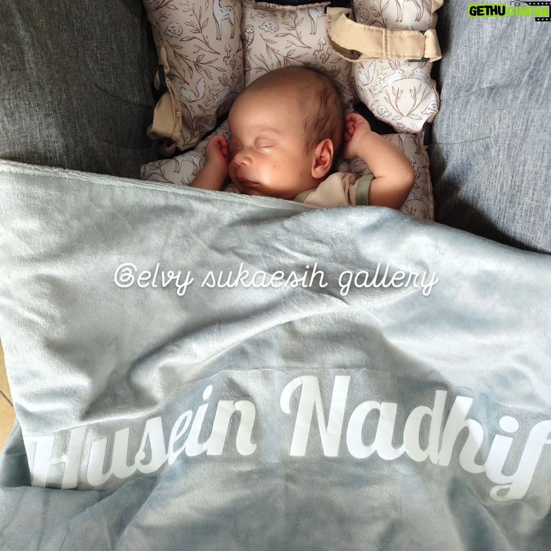 Elvy Sukaesih - 2.5K Likes - Alhamdulillaah Cicit ke 8 Husein Nadhif Mulachela 👶😘 

Allahumma sholli 'alaa sayyidina Muhammad WA 'alaa Aali sayyidina Muhammad ❤😍