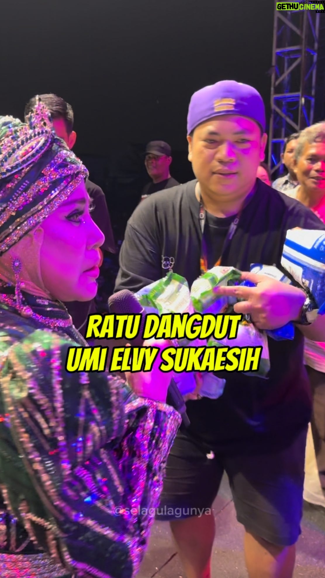 Most liked Instagram photo of Elvy Sukaesih