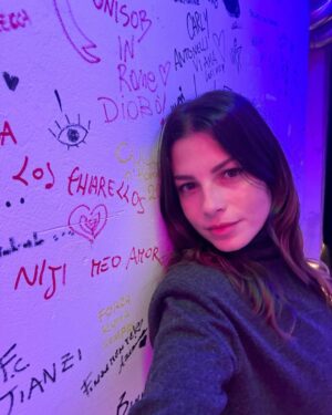 Emma Marrone Instagram - Questa vita lenta … 🏡