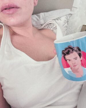 Emma Marrone Instagram - Niente.
Così per dire.
