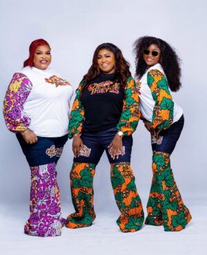 Eniola Ajao Instagram - IYAWO IGBO ❤️❤️❤️❤️❤️😃😃😃😃😃😃😃
OWAMBE with a blend of pop culture, classic vibes, fashion, suspense, comedy and undiluted drama?? We are SAT!!!! The big question is are you guys even ready at all????
.
OWAMBE THIEVES starts showing in all cinemas nationwide from April 18. Get ready for a cinematic experience like never before. Get ready for unrivaled premium entertainment 🔥
Production company @lighthousepictures.ng @filmoneng
@_anthillstudios
All outfit made by @blingsandblanks
#EniolaAjao #lighthousepictures #filmonestudios #anthillstudios#OwambeThievesIsComing #18thOfApril #AmultiCulturalFilm #Nollywood #blockbuster #AFilmForEveryone
#YourEasterHolidayIsAboutToBeLit
#fyp #foryoupage #eniolaajao #owambethieves