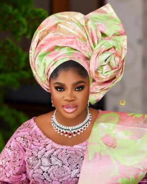 Eniola Ajao Instagram - All hail the Queen of Owambe events 👸👸 The most anticipated blockbuster of the year OWAMBE THIEVES @owambethieves is set to take over the big screens, and we’re kicking things off with a GRAND PREMIERE like never before!
Get ready to step into a world of luxury, culture, and pure extravagance as we celebrate in true Owambe style!
VENUE: IMAX CINEMA, JAKANDE LEKKI
THEME: OWAMBE HIGH FASHION
DATE: APRIL 13TH, 2025
Dust off your best OWAMBE DRESS, bring your A-game, and let’s make history! Who’s ready to turn heads and shut down the red carpet?!
#OwambeThieves #OwambeHighFashion #ExtravagantOwambe #April13th #ImaxJkandeLekki #MoviePremiereOfTheYear
Luxury Fabric and sego @jmk_fabrics
Tailored by @douzngrace_collection
Mua @oshewabeauty
GELE @abydouz_gele
Jewelry @rishaa_haven