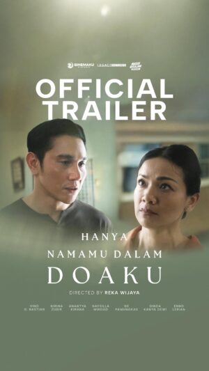 Enno Lerian Instagram - Kadang, rumah bukan lagi tempat yang utuh. Tapi di tengah runtuhnya segalanya, ada satu hati yang tetap bertahan. Demi cinta, demi keluarga, demi kehangatan yang pernah ada.
Temukan setiap luka yang tersembunyi dalam film Hanya Namamu Dalam Doaku, tayang mulai 21 Agustus 2025.
#HanyaNamamuDalamDoaku #HNDD #MencintaimuDalamDoa #OfficialTrailer