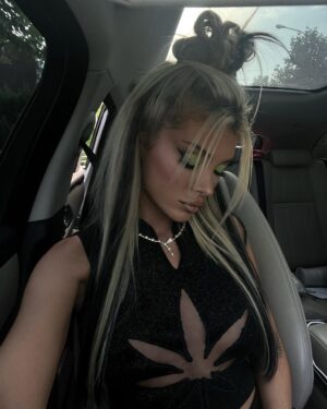 Era Istrefi Instagram - 5AM 🩸