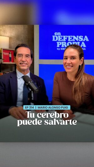 Erika de la Vega Instagram - Siempre es un honor conversar con el Dr. Mario Alonso Puig @marioalonsopuig y que esta vez fuera cara a cara y no online se sintió aún más enriquecedor. Ya pueden ver el episodio de hoy, donde conversamos sobre el poder que tenemos al contarnos diferente nuestra historia, cómo recuperar la ilusión y por qué sí es importante ser vulnerable.
Comenta la palabra ILUSIÓN y te envío el episodio completo.